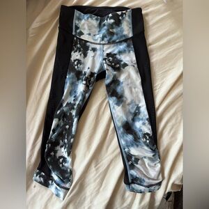 lululemon athletica Black and Blue Patterned Leggings